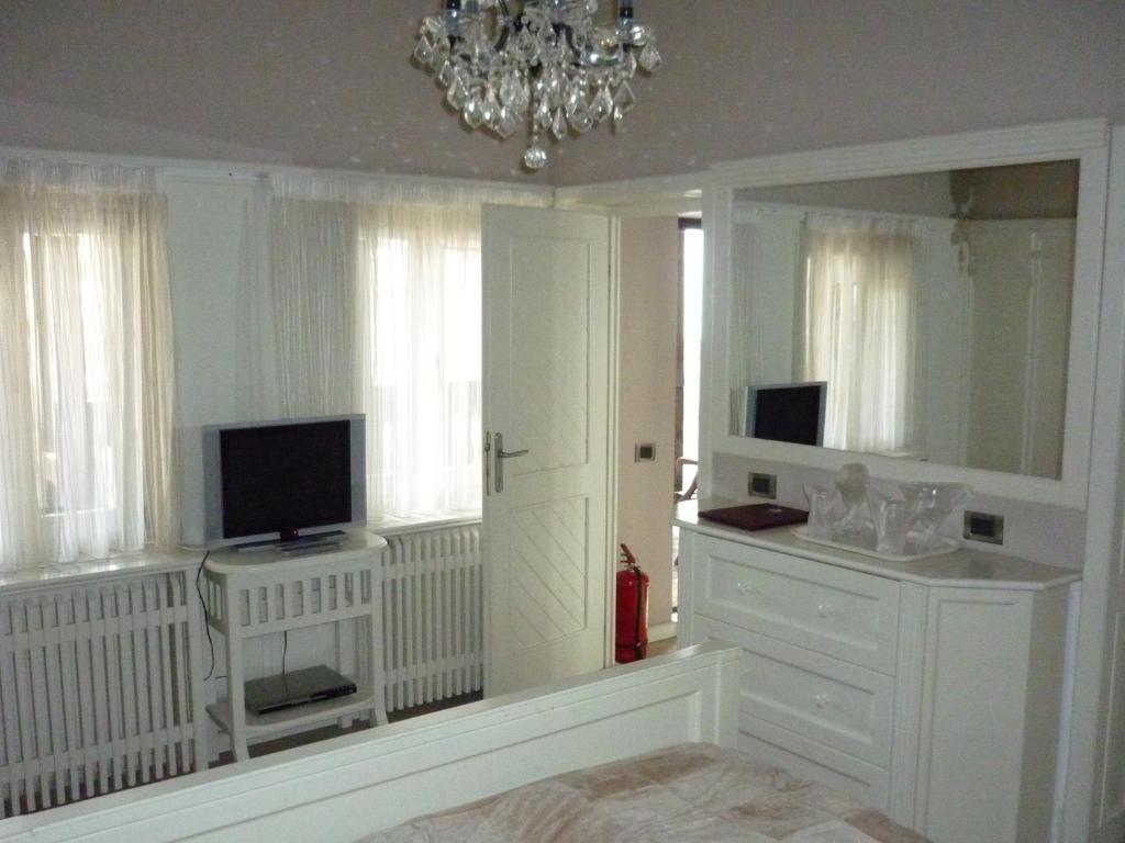 Vilele Lucia Luxury Mens Sana 시나이아 객실 사진